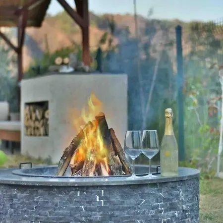 Luxury Of Peace *